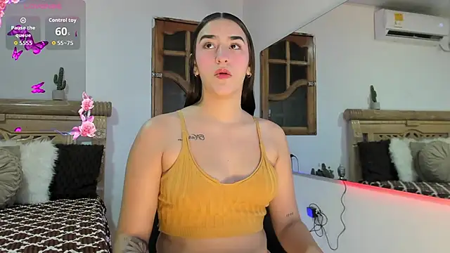 oriana rodriguez online show from April 7, 5:53 am