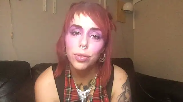 Leatherbarbie online show from September 15, 2:42 am