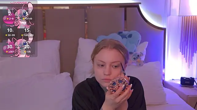 DorisHell online show from November 19, 3:06 am