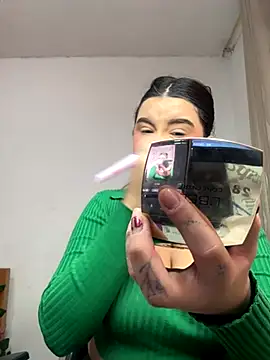 SaraBraun  online show from September 27, 4:36 pm