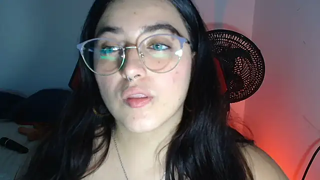 Jessica Cuteass18 online show from September 18, 4:11 am