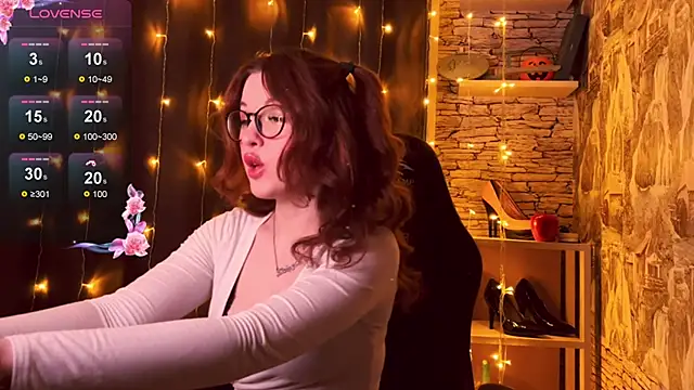 LaurenRossss online show from September 21, 11:58 pm