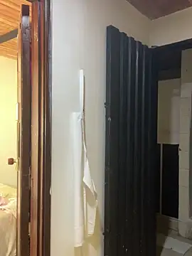 Snapshot of Liah_ferrer chatting on September 20, 12:43 am Liah ferrer online show from September 20, 12:43 am