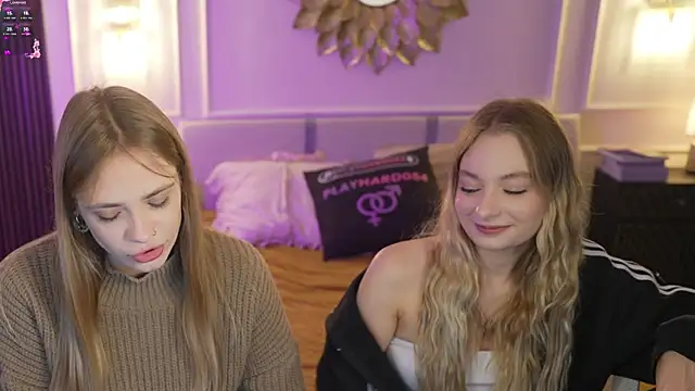 Ewa Pearl online show from September 29, 6:40 am