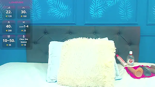 Snapshot of sasi_luna chatting on October 11, 3:26 pm sasi luna online show from October 11, 3:26 pm