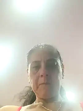 Snapshot of sasi_luna chatting on October 6, 1:28 pm sasi luna online show from October 6, 1:28 pm