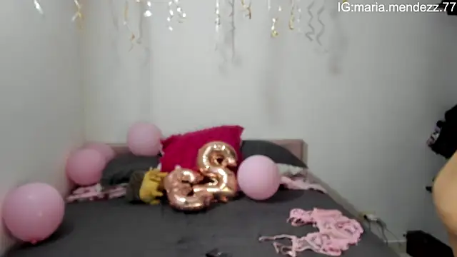 Snapshot of maria_mendez_ chatting on October 3, 3:00 am maria mendez online show from October 3, 3:00 am