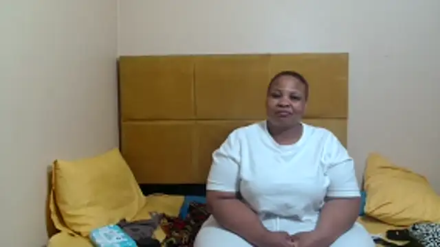 Snapshot of Bbw255 chatting on October 14, 8:44 pm Bbw255 online show from October 14, 8:44 pm