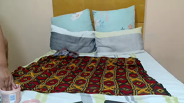 Snapshot of Bbw255 chatting on October 29, 6:29 am Bbw255 online show from October 29, 6:29 am