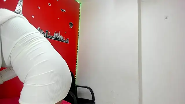 Snapshot of mariilulp303av chatting on September 26, 6:00 am mariilulp303av online show from September 26, 6:00 am