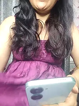 Snapshot of sexy_bhabhi69 chatting on October 16, 6:10 pm sexy bhabhi69 online show from October 16, 6:10 pm