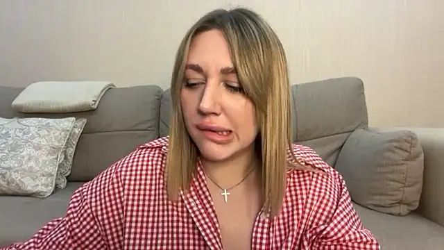 VickyLove047 online show from November 5, 8:36 pm