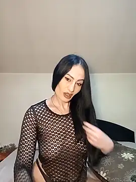 EveeRose online show from December 19, 4:21 pm