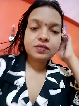 sunita-doll online show from December 3, 4:59 am