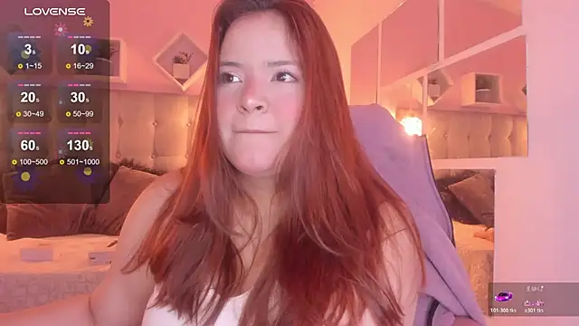 Snapshot of melanie_hh chatting on October 29, 4:39 am melanie hh online show from October 29, 4:39 am