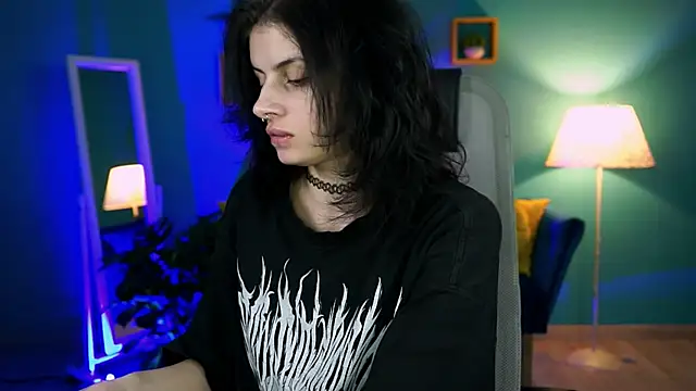 JadeCastle  online show from December 5, 5:03 pm