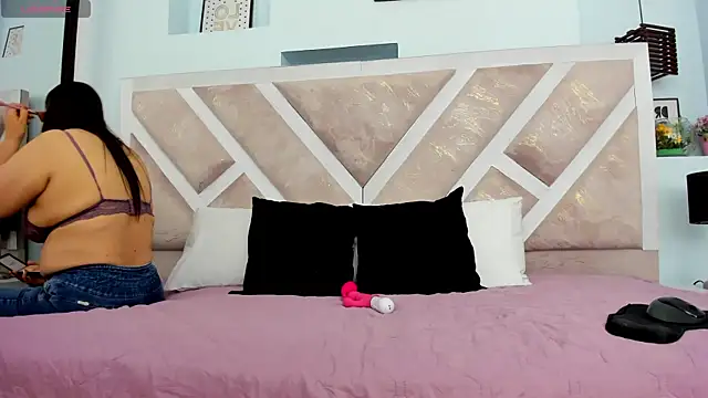 hotmature1 online show from April 9, 11:15 am