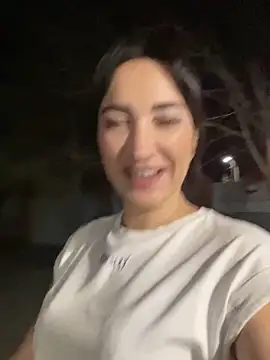 AnneHaddaway online show from April 14, 8:09 pm