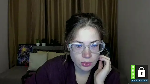 Snapshot of Alicia_redfollow chatting on October 4, 5:06 pm Alicia redfollow online show from October 4, 5:06 pm