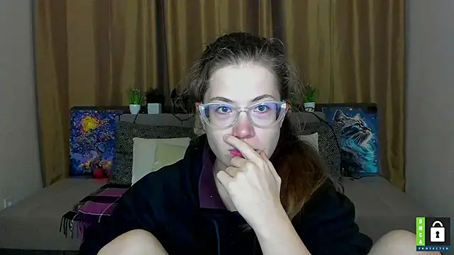 Snapshot of Alicia_redfollow chatting on October 11, 5:26 pm Alicia redfollow online show from October 11, 5:26 pm