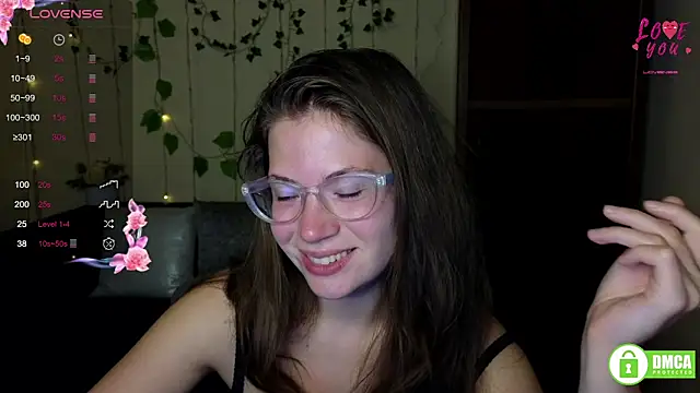 Snapshot of Alicia_redfollow chatting on September 26, 12:03 pm Alicia redfollow online show from September 26, 12:03 pm