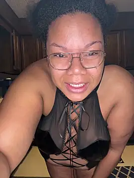 InterRacialFacial7296 online show from November 16, 8:38 am