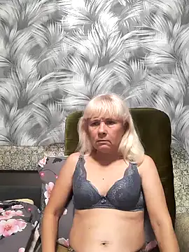 sakura blonde online show from October 13, 8:50 am