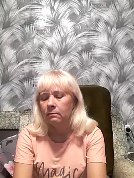 sakura blonde online show from October 14, 9:01 am