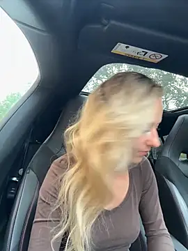 Emmy frenchie online show from October 9, 9:13 am