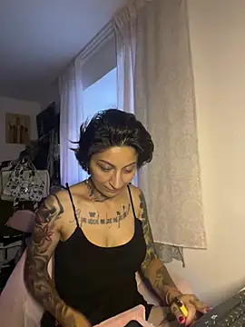 Lucky Deniz online show from July 6, 8:52 am