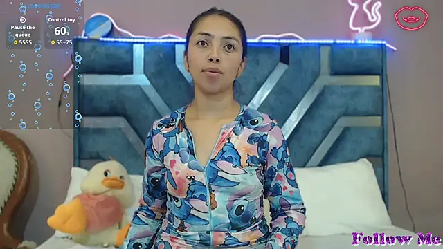 Roxan Fox- online show from November 16, 4:25 am