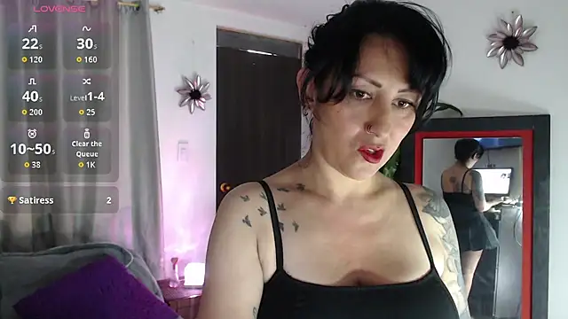 mrs deborah online show from November 4, 2:00 pm