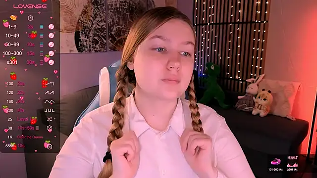 Ellie Wellie online show from September 21, 8:18 pm