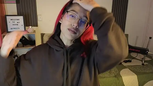 Fresita Rosita online show from November 6, 3:07 pm