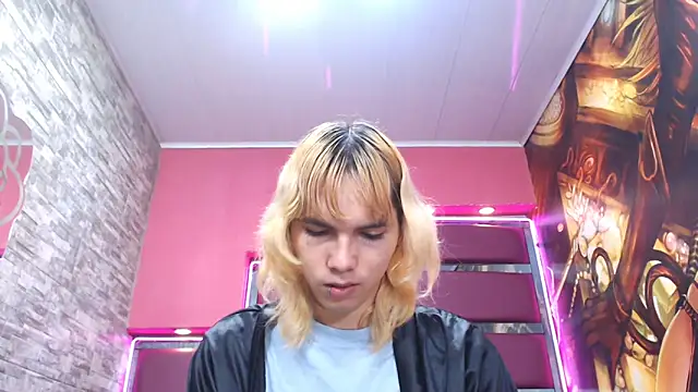 perfectlump online show from October 3, 4:23 pm