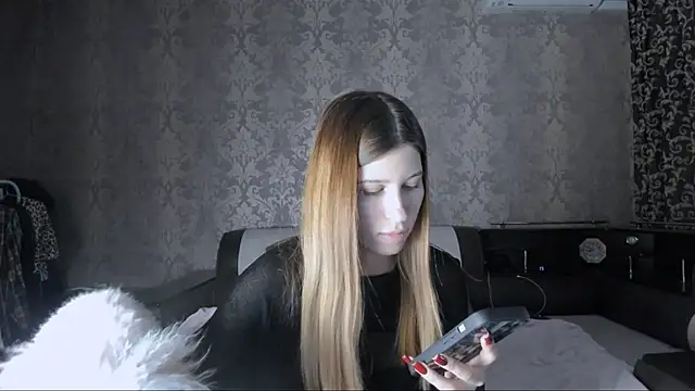 Agnes Allenn online show from October 16, 12:08 pm