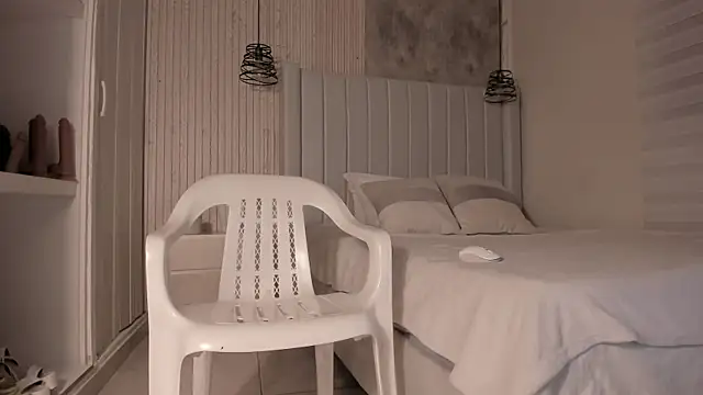 Snapshot of _dakota_a chatting on October 20, 7:06 pm  dakota a online show from October 20, 7:06 pm