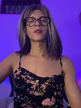 thalia dyson online show from September 9, 3:50 am