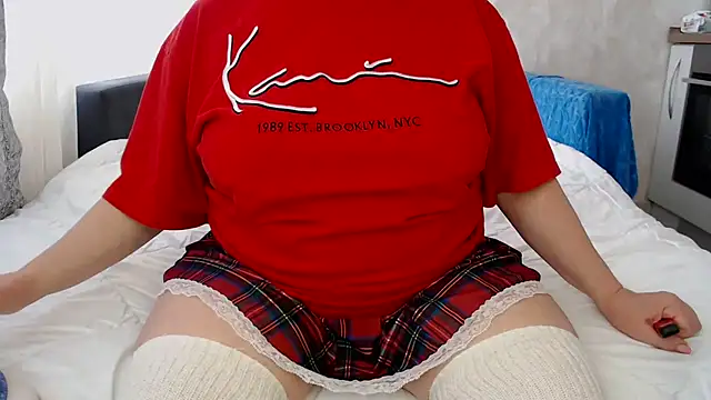 Snapshot of HairyVicky chatting on October 23, 10:21 am HairyVicky online show from October 23, 10:21 am