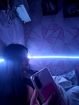 ppatriciarabello online show from April 16, 8:08 pm