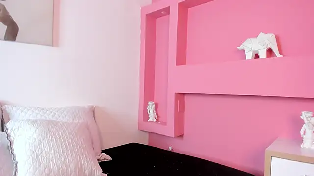 KendalPrince online show from September 24, 4:11 am