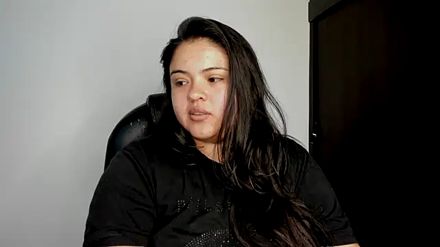 Snapshot of lizzie_c chatting on September 20, 10:41 pm lizzie c online show from September 20, 10:41 pm