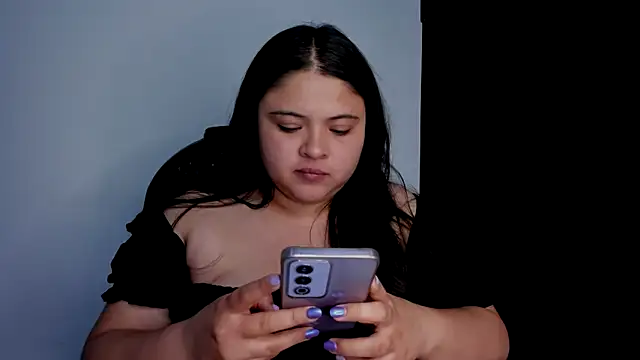 Snapshot of lizzie_c chatting on October 10, 10:36 pm lizzie c online show from October 10, 10:36 pm