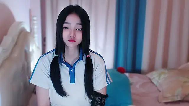 xiao-xiao-D online show from October 12, 4:37 am