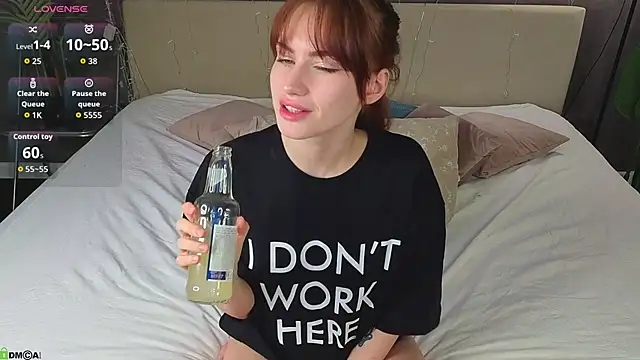 Mollly Rouge online show from April 28, 2:27 am