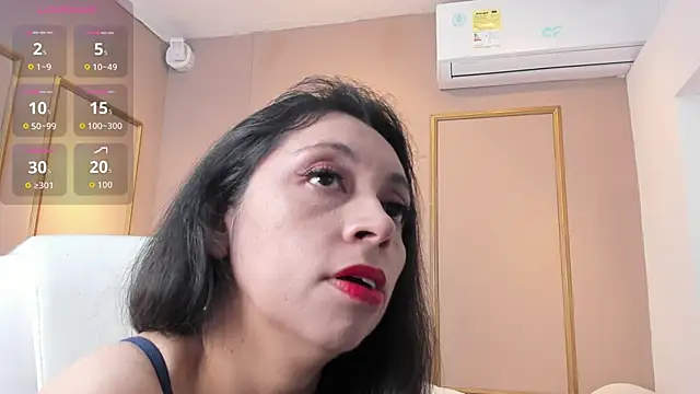 Snapshot of PerlaPreciosa chatting on October 17, 3:54 am PerlaPreciosa online show from October 17, 3:54 am