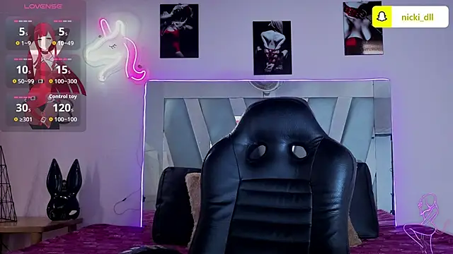 supradoll online show from September 17, 6:50 pm