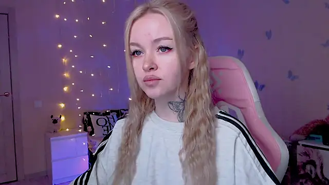 Naughty Mable online show from April 11, 12:28 am