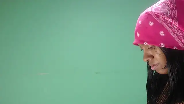 Snapshot of avaleri_cherry chatting on October 30, 4:15 am avaleri cherry online show from October 30, 4:15 am