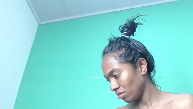 Snapshot of avaleri_cherry chatting on October 27, 11:50 am avaleri cherry online show from October 27, 11:50 am